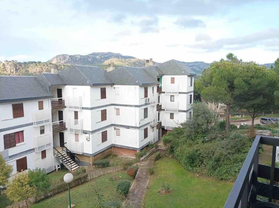 Precioso Piso En La Playa De Madrid A 45 Min Del Centro De La Ciudad Apartment San Martin de Valdeiglesias Ngoại thất bức ảnh