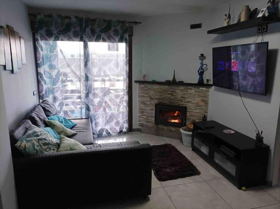 Precioso Piso En La Playa De Madrid A 45 Min Del Centro De La Ciudad Apartment San Martin de Valdeiglesias Ngoại thất bức ảnh